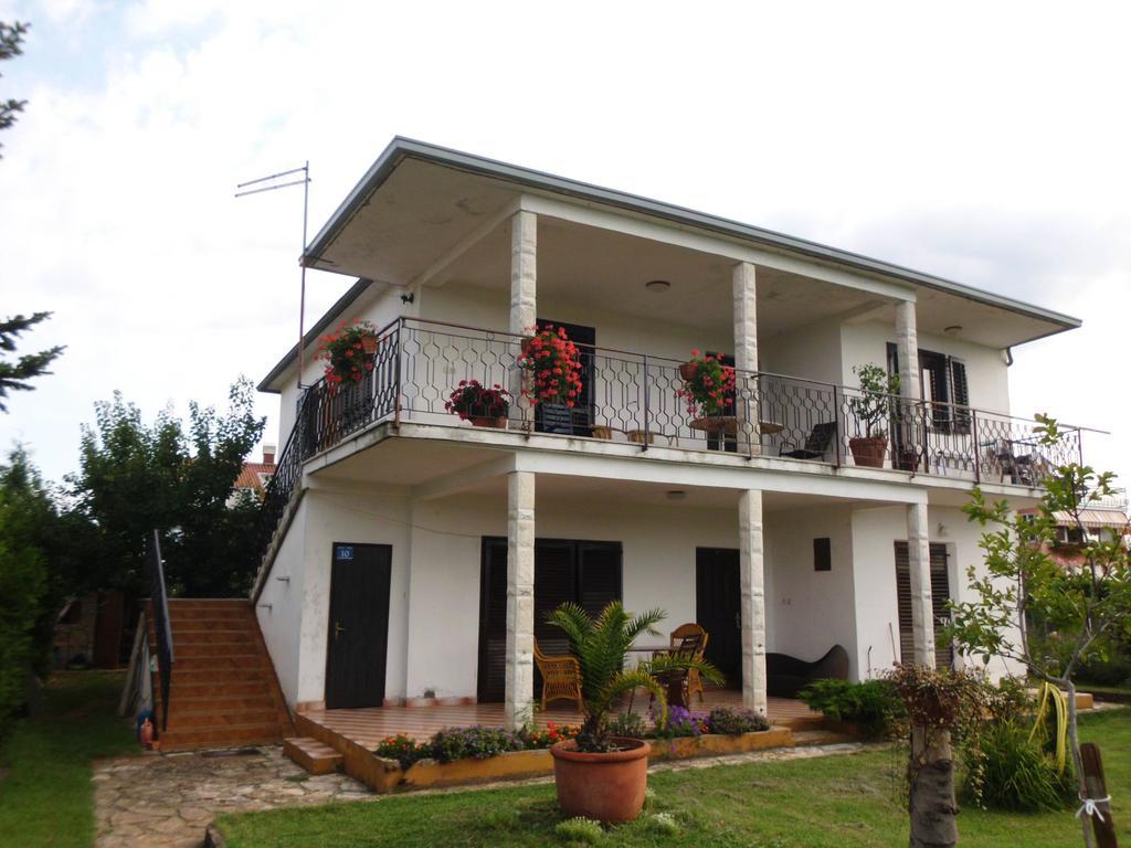 אומאג Apartments Ribic חדר תמונה